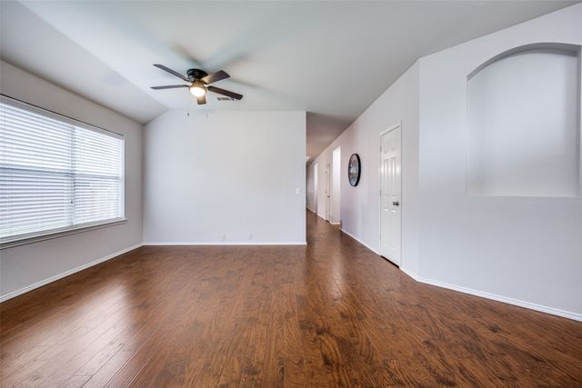 3901 Luck Hole Drive, Denton, TX 76210