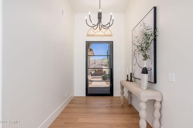 11552 E DESERT HOLLY Drive, Scottsdale, AZ 85255