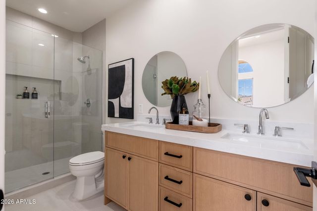 11552 E DESERT HOLLY Drive, Scottsdale, AZ 85255