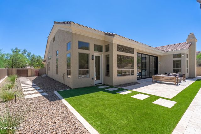 11552 E DESERT HOLLY Drive, Scottsdale, AZ 85255