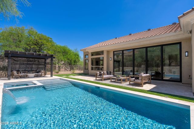 11552 E DESERT HOLLY Drive, Scottsdale, AZ 85255