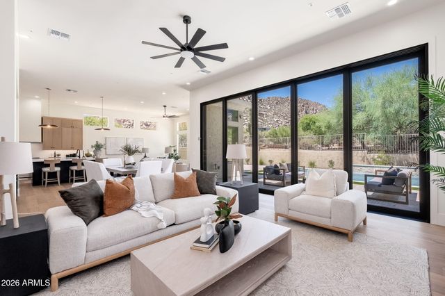 11552 E DESERT HOLLY Drive, Scottsdale, AZ 85255