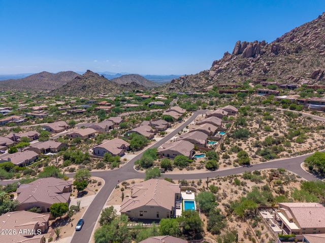 11552 E DESERT HOLLY Drive, Scottsdale, AZ 85255