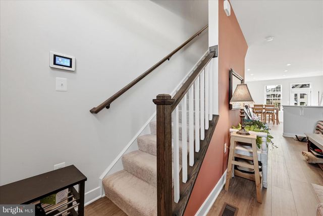 2027 TRACK CIR, Fredericksburg, VA 22401