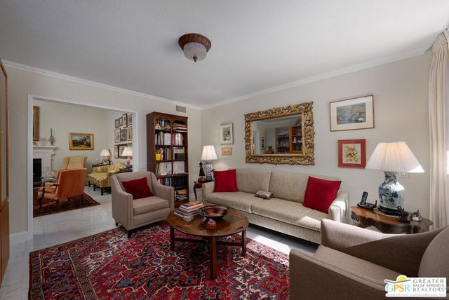 1142 E La Jolla Road, Palm Springs, CA 92264