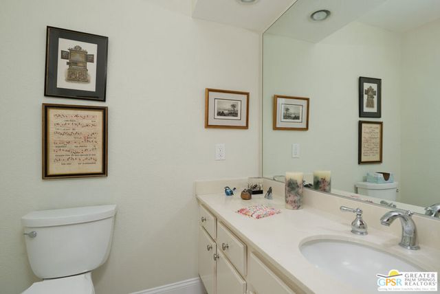 1142 E La Jolla Road, Palm Springs, CA 92264