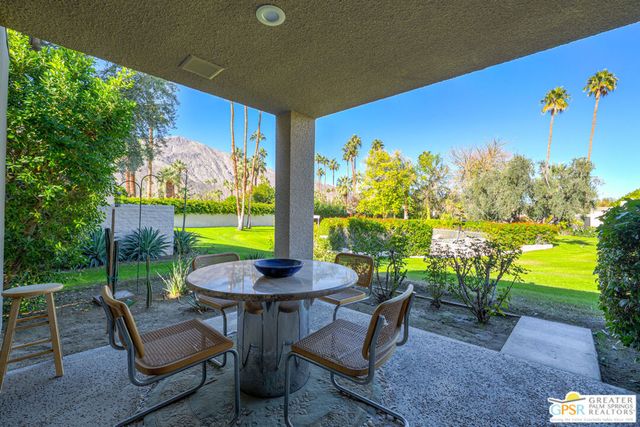 1142 E La Jolla Road, Palm Springs, CA 92264