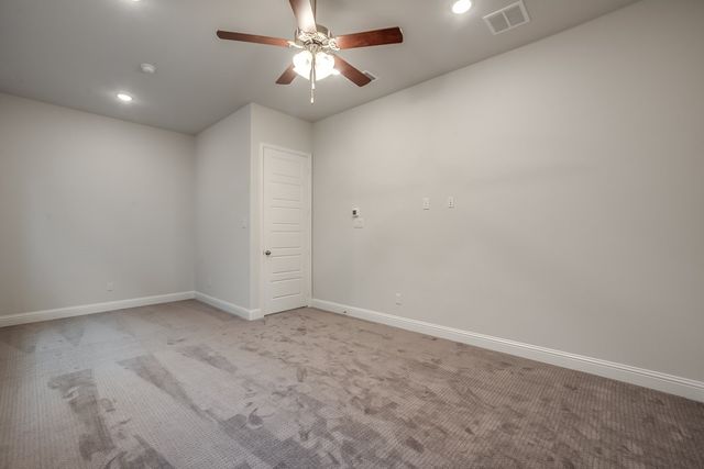 1440 Lady Bird Road, Justin, TX 76247