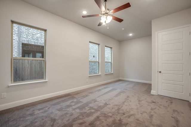 1440 Lady Bird Road, Justin, TX 76247