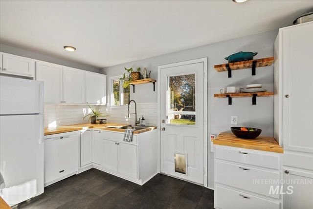 2026 E 11th, Twin Falls, ID 83301