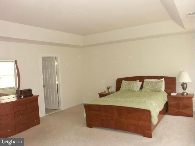 18486 QUANTICO GATEWAY DR, Triangle, VA 22172