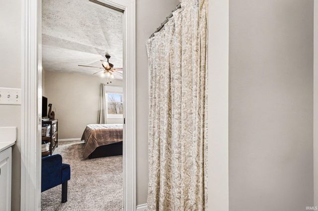 52742 Silver Fox Trail, South Bend, IN 46628