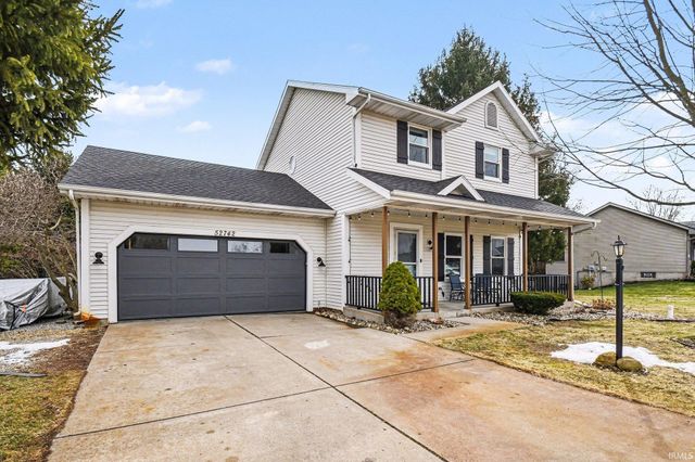 52742 Silver Fox Trail, South Bend, IN 46628