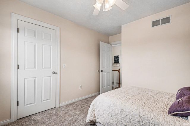 52742 Silver Fox Trail, South Bend, IN 46628