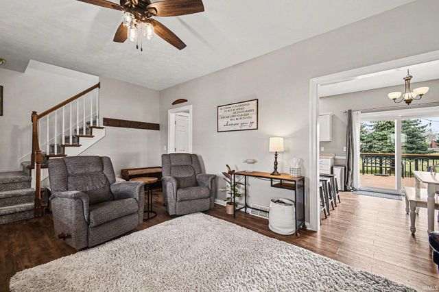 52742 Silver Fox Trail, South Bend, IN 46628