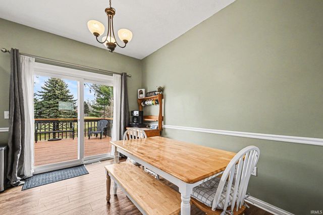 52742 Silver Fox Trail, South Bend, IN 46628