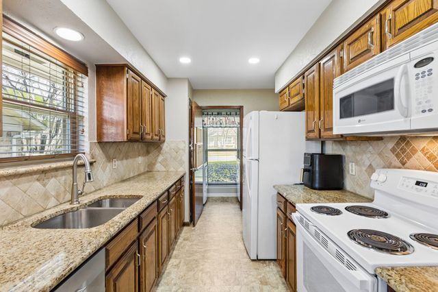 1718 Paxton Drive, Carrollton, TX 75007