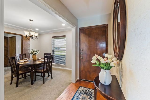 1718 Paxton Drive, Carrollton, TX 75007