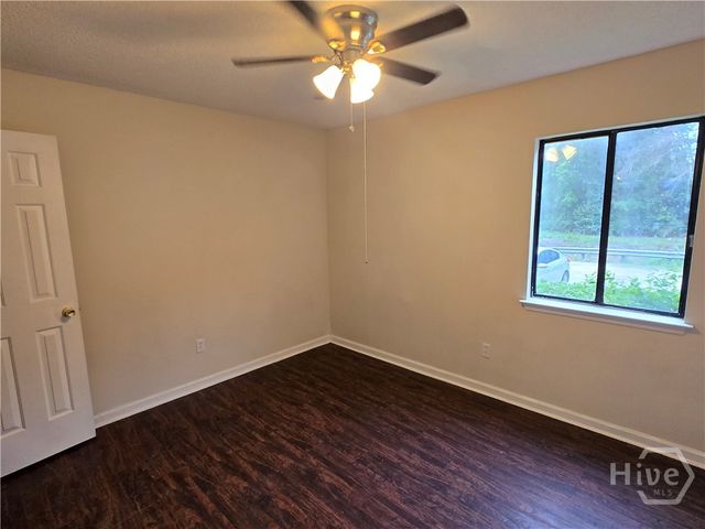 245 Holland Drive 11, Savannah, GA 31419