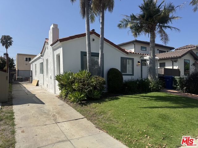 521 N Vista Street, Los Angeles, CA 90036
