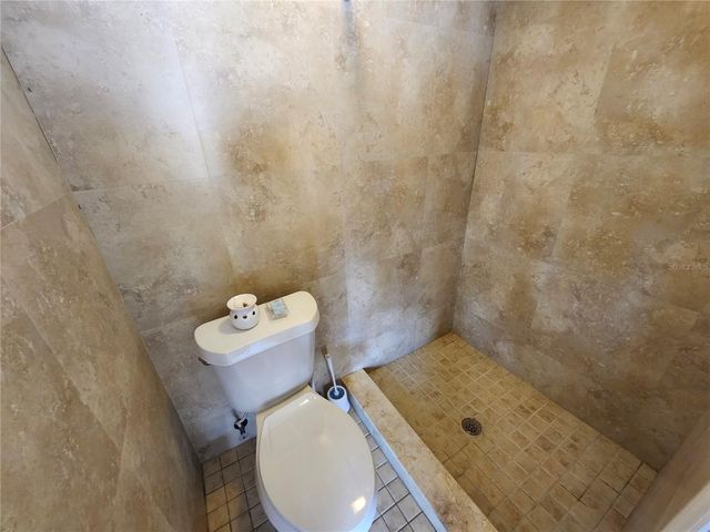 7023 FOUNTAIN AVENUE, Tampa, FL 33634