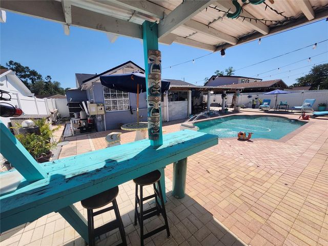 7023 FOUNTAIN AVENUE, Tampa, FL 33634