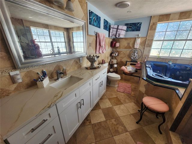 7023 FOUNTAIN AVENUE, Tampa, FL 33634