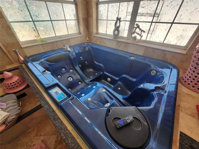 7023 FOUNTAIN AVENUE, Tampa, FL 33634