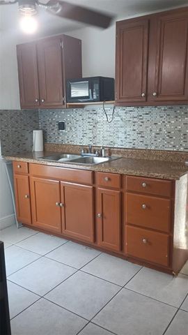 7023 FOUNTAIN AVENUE, Tampa, FL 33634