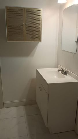 7023 FOUNTAIN AVENUE, Tampa, FL 33634