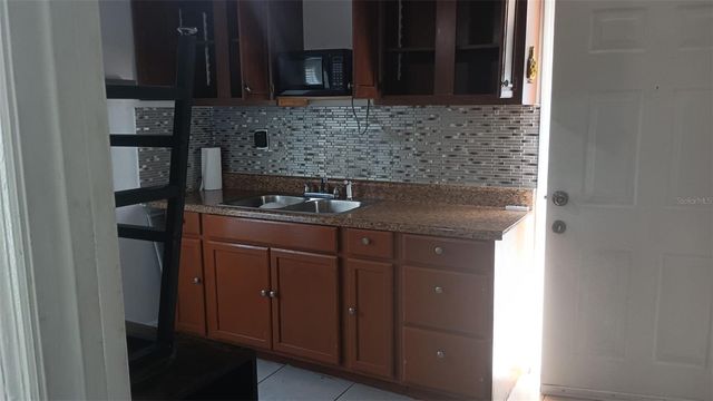 7023 FOUNTAIN AVENUE, Tampa, FL 33634