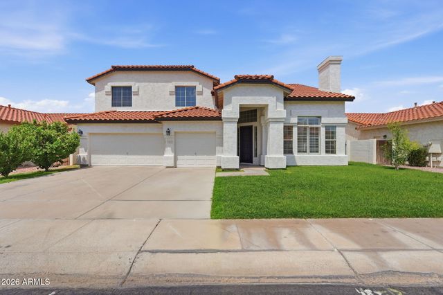 5840 W CHARTER OAK Road, Glendale, AZ 85304
