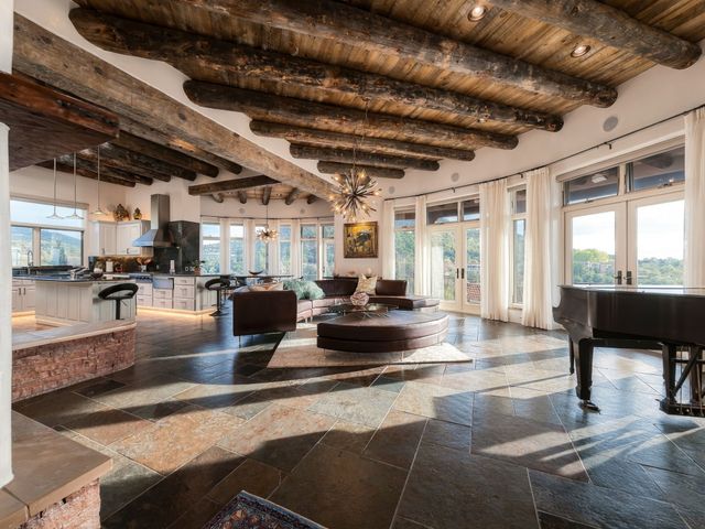 1212 Camino De Cruz Blanca, Santa Fe, NM 87505