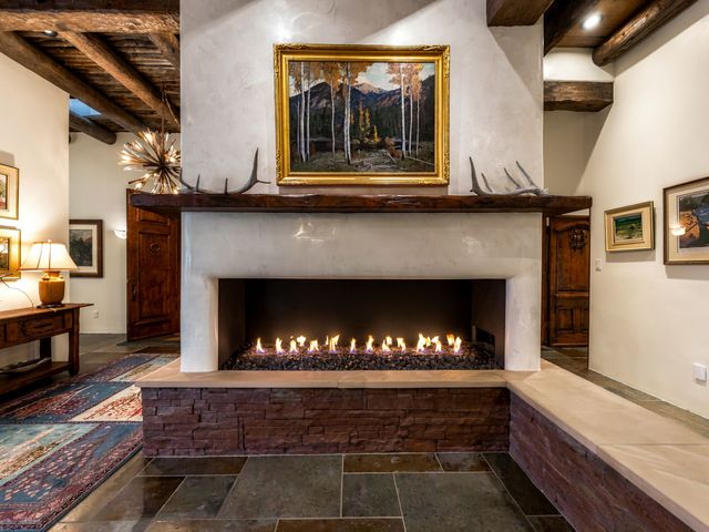 1212 Camino De Cruz Blanca, Santa Fe, NM 87505