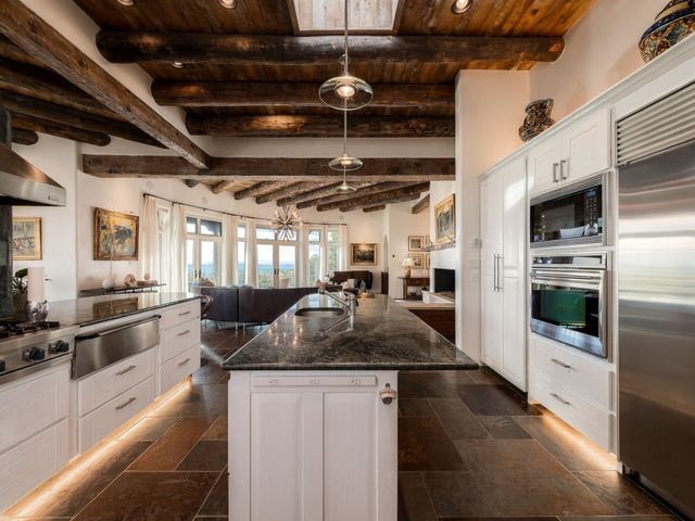 1212 Camino De Cruz Blanca, Santa Fe, NM 87505