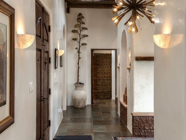 1212 Camino De Cruz Blanca, Santa Fe, NM 87505