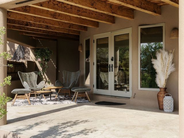 1212 Camino De Cruz Blanca, Santa Fe, NM 87505