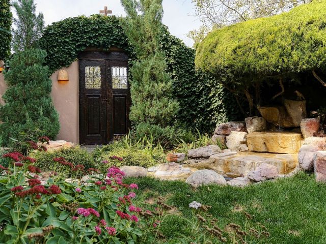 1212 Camino De Cruz Blanca, Santa Fe, NM 87505