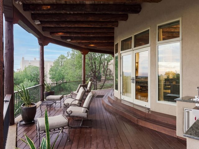1212 Camino De Cruz Blanca, Santa Fe, NM 87505