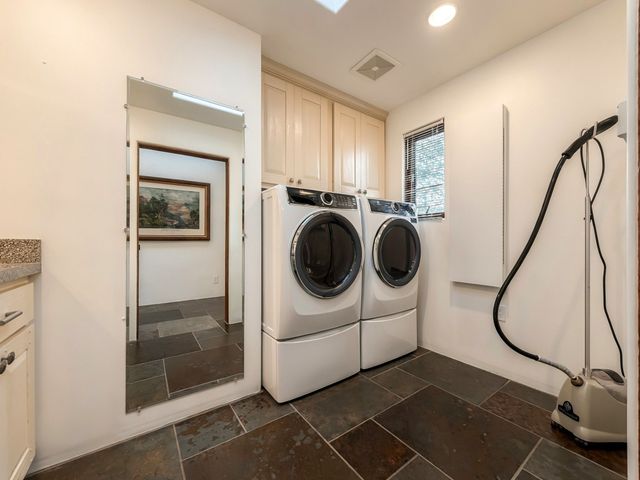 1212 Camino De Cruz Blanca, Santa Fe, NM 87505