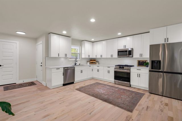 115 Aspen Street, Lancaster, TX 75134