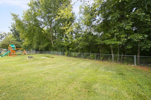 533 Birkenhead Dr, Christiana, TN 37037