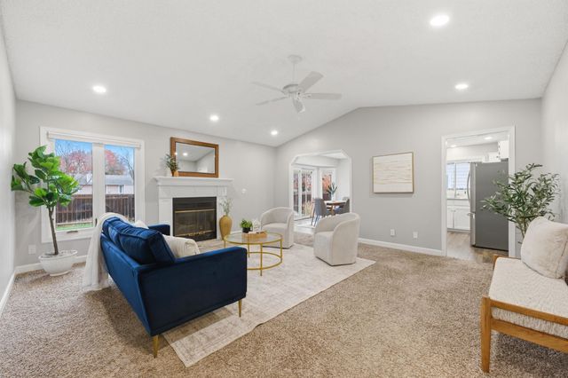 821 N Covington St, Wichita, KS 67212