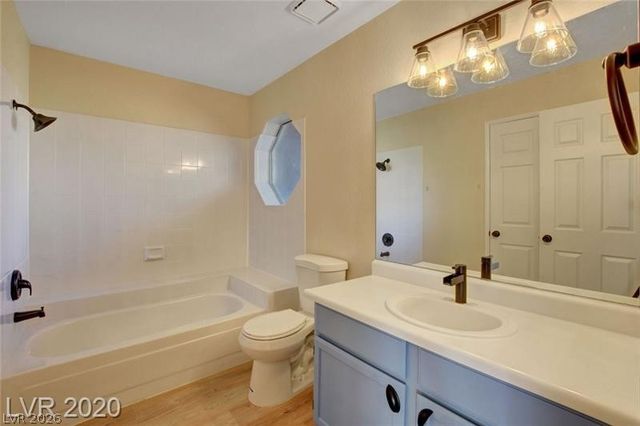 5062 South Rainbow Boulevard 203, Las Vegas, NV 89118