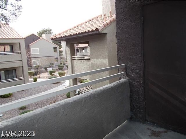 5062 South Rainbow Boulevard 203, Las Vegas, NV 89118