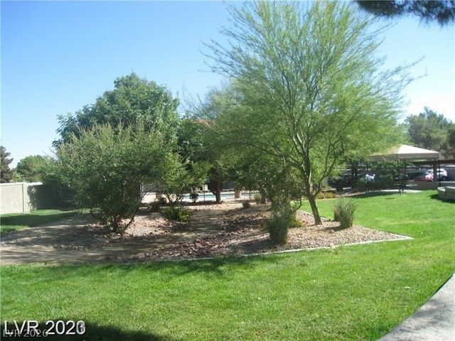 5062 South Rainbow Boulevard 203, Las Vegas, NV 89118