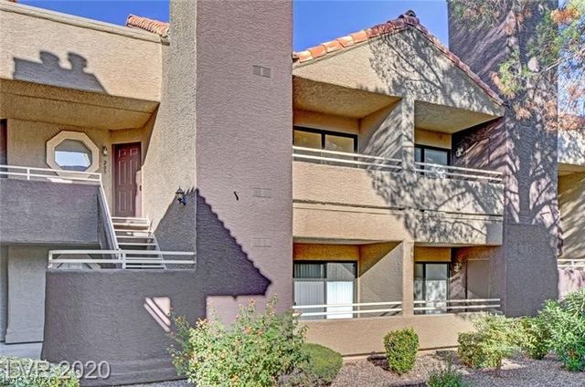 5062 South Rainbow Boulevard 203, Las Vegas, NV 89118