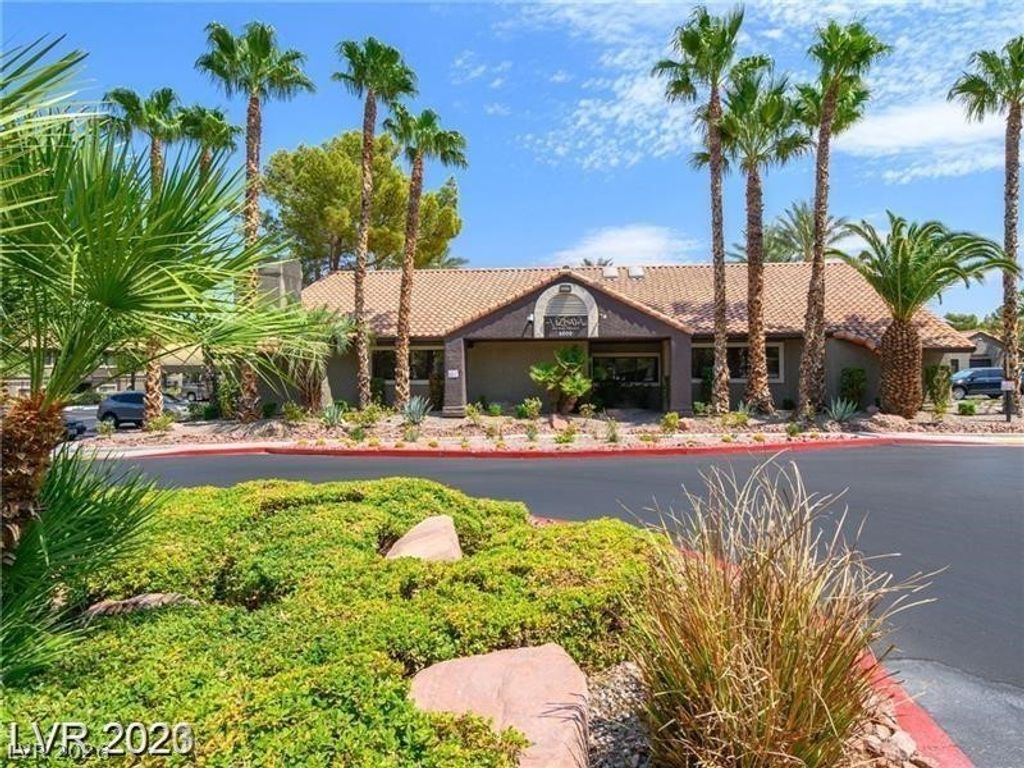 5062 South Rainbow Boulevard 203, Las Vegas, NV 89118