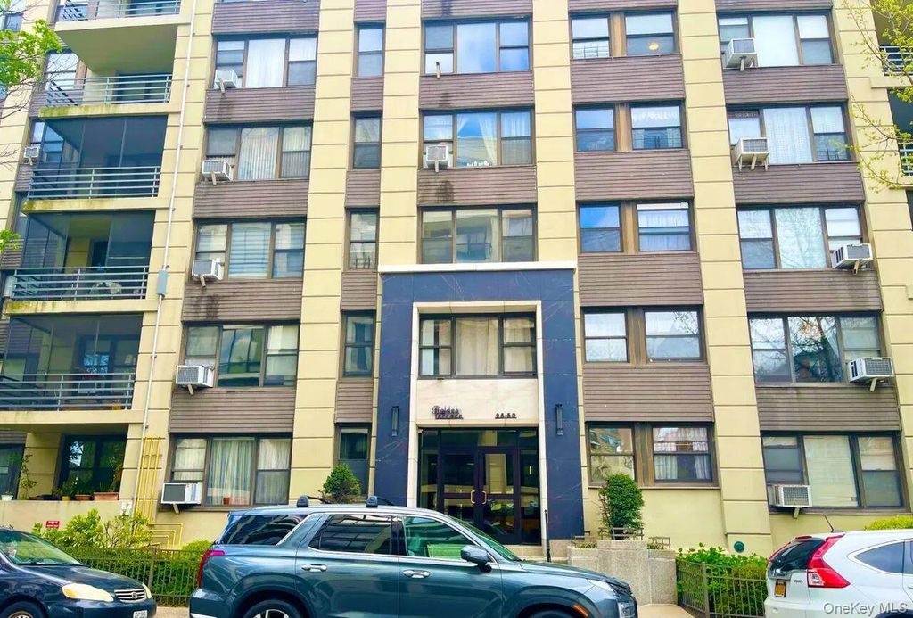 98-34 63rd Drive 1G, Rego Park, NY 11374