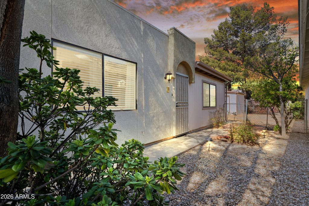 5301 DESERT SHADOWS Drive, Sierra Vista, AZ 85635